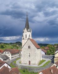 Šentrupert_Cerkev iz jugozahodne strani_Foto Marko Pršina